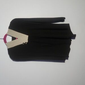 Women's hooded sweater, size medium.